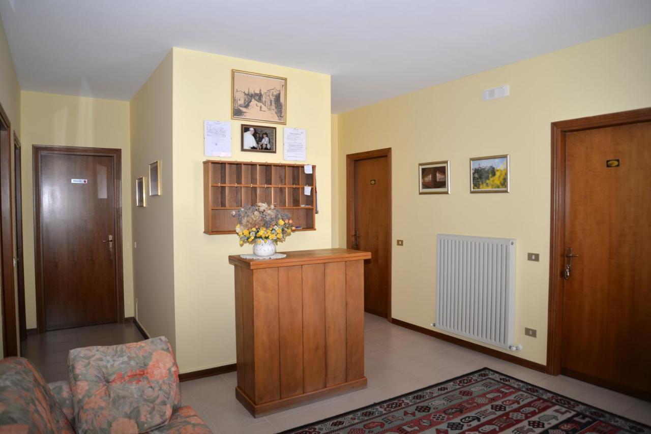 Camere Tiziana Assisi Ngoại thất bức ảnh